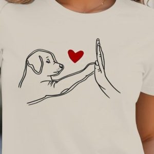 Alternative view of Kadın Kısa Kollu Bisiklet Yaka Köpek Baskılı Viskon Bluz
