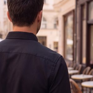 Alternative view of Erkek Gizli Ve Metal Düğme Detaylı Uzun Kol Gömlek