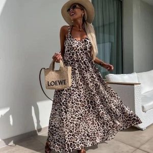 Kadın Askılı Yuvarlak Yakalı Geniş Kesim Leopar Desenli Uzun Süprem Elbise