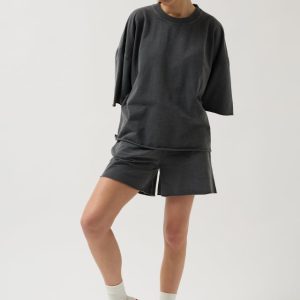 Alternative view of Oversize Lazer Kesim Bisiklet Yaka T-Shirt