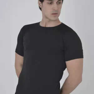 Alternative view of Erkek Omuz Fileli Slim Fit T-shirt - Siyah