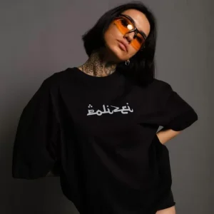 Alternative view of Bisiklet Yakalı Sırt Baskılı Oversize T-Shirt - Siyah
