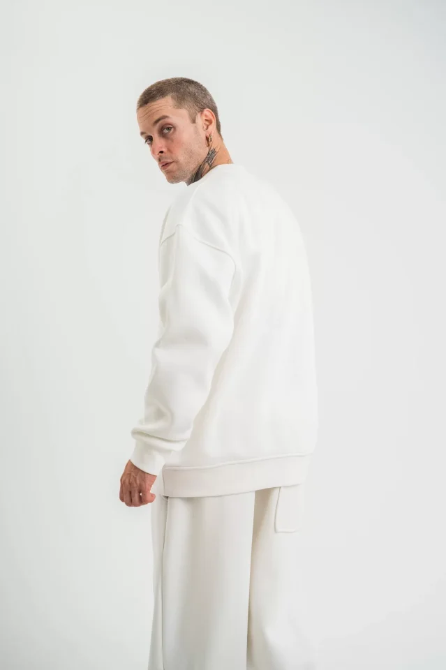 Uzun Kol Bisiklet Yaka Basic SweatShirt - Beyaz - Görsel 3