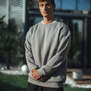 Alternative view of Kışlık Bisiklet Yaka Üç İplik Basic SweatShirt - Boyalı Gri