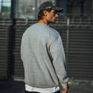 Alternative view of Kışlık Bisiklet Yaka Üç İplik Basic SweatShirt - Gri