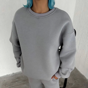 Alternative view of Kışlık Bisiklet Yaka Üç İplik Basic SweatShirt - Gri