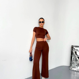 Alternative view of Osy Modal Yumuşak Dokulu Kumaş Kısa Kollu Crop Alt Ispanyol Paça Pantalon Ikili Takım - Kahverengi