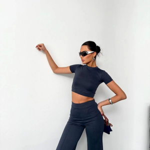 Alternative view of Osy Modal Yumuşak Dokulu Kumaş Kısa Kollu Crop Alt Ispanyol Paça Pantalon Ikili Takım - Füme