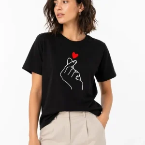 Kore Parmak Kalp Aşk Temalı Minimal Baskılı Tişört Yazlık Kısa Kol T-Shirt - Siyah