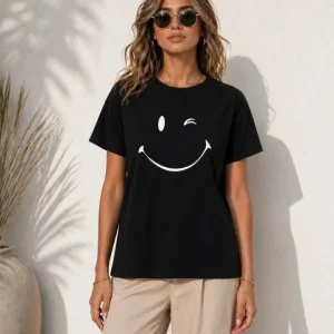 Alternative view of Minimal Gülümseyen Yüz Baskılı Tişört Kısa Kol Yazlık T-Shirt - Siyah
