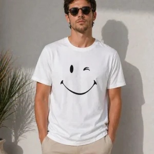Alternative view of Erkek Minimal Gülümseyen Yüz Baskılı Tişört Kısa Kol Yazlık T-Shirt - Beyaz
