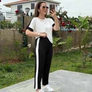 Kadın Kısa Kollu Modal Dokulu Kumaş Yanı şeritli Takım