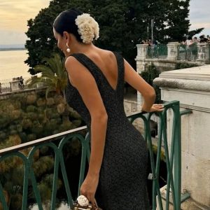 Alternative view of Kadın Askılı V Yakalı Uzun Triko Elbise